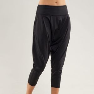 Lululemon Harem Crop Pants Size 10